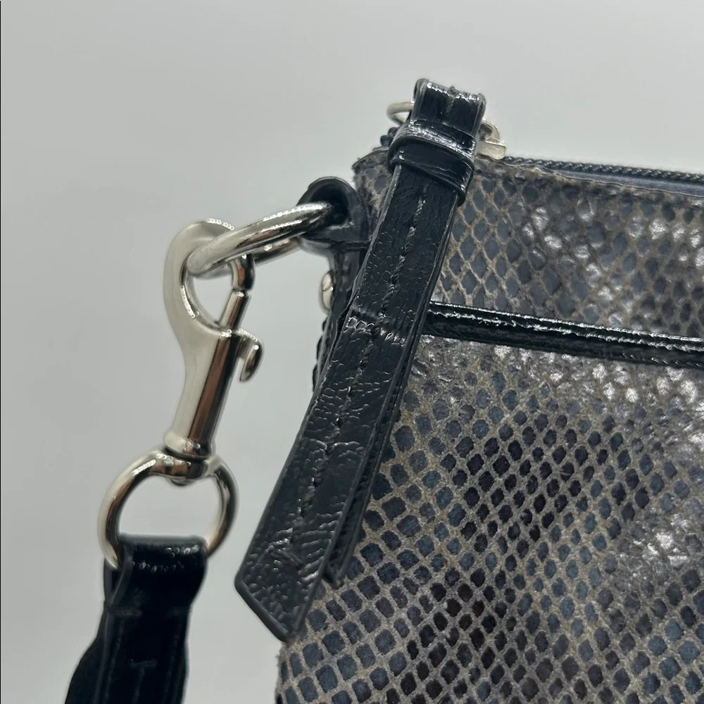 Coach Dark Blue Snakeskin Print Leather Detachable Strap Crossbody Bag Purse 🌺🌺 - Picture 4 of 10